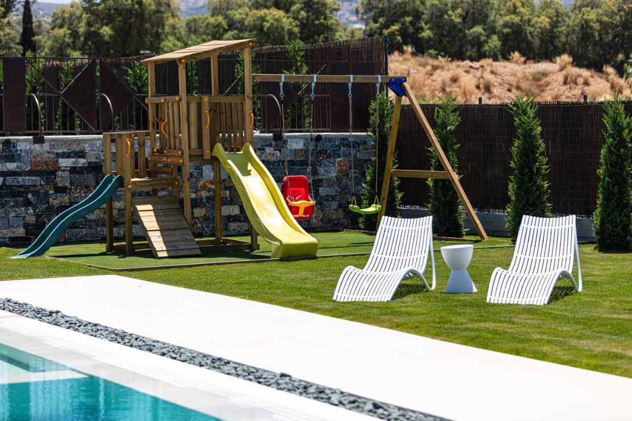 Terrazzo Luxury Villas Pigianos Kampos  Bagian luar foto
