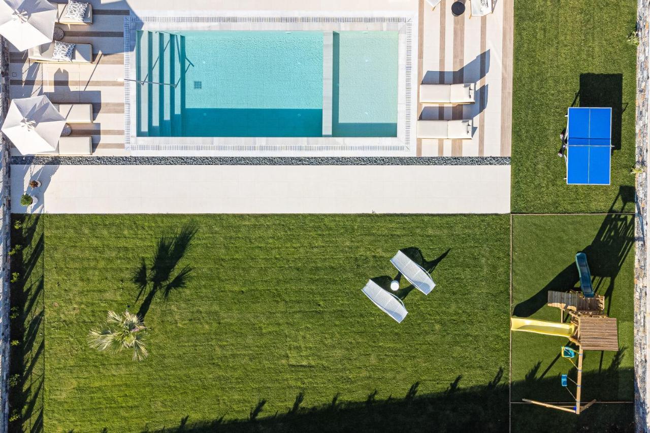 Terrazzo Luxury Villas Pigianos Kampos  Bagian luar foto