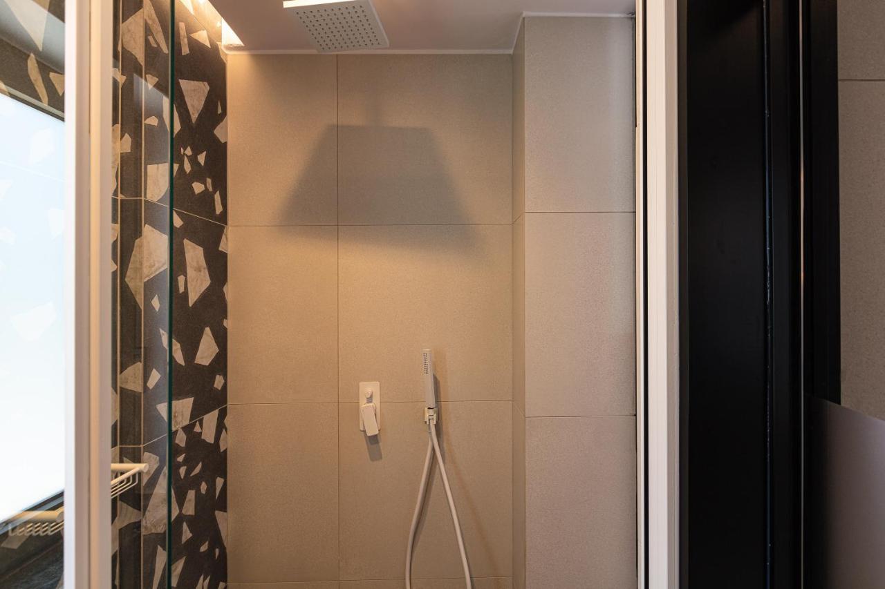 Terrazzo Luxury Villas Pigianos Kampos  Bagian luar foto
