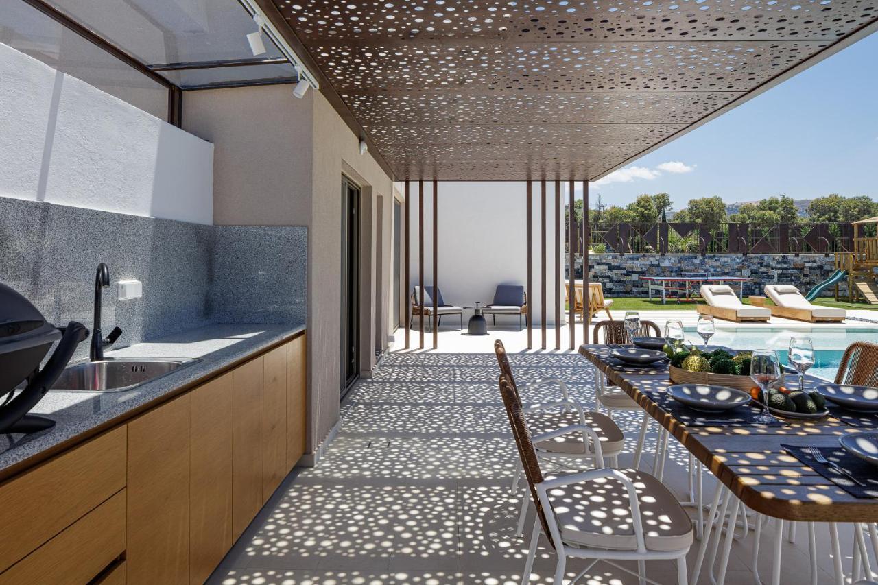 Terrazzo Luxury Villas Pigianos Kampos  Bagian luar foto
