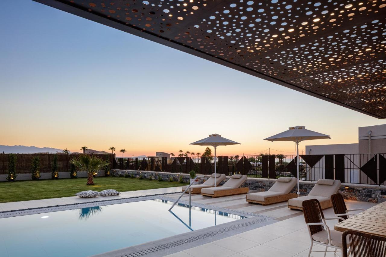 Terrazzo Luxury Villas Pigianos Kampos  Bagian luar foto