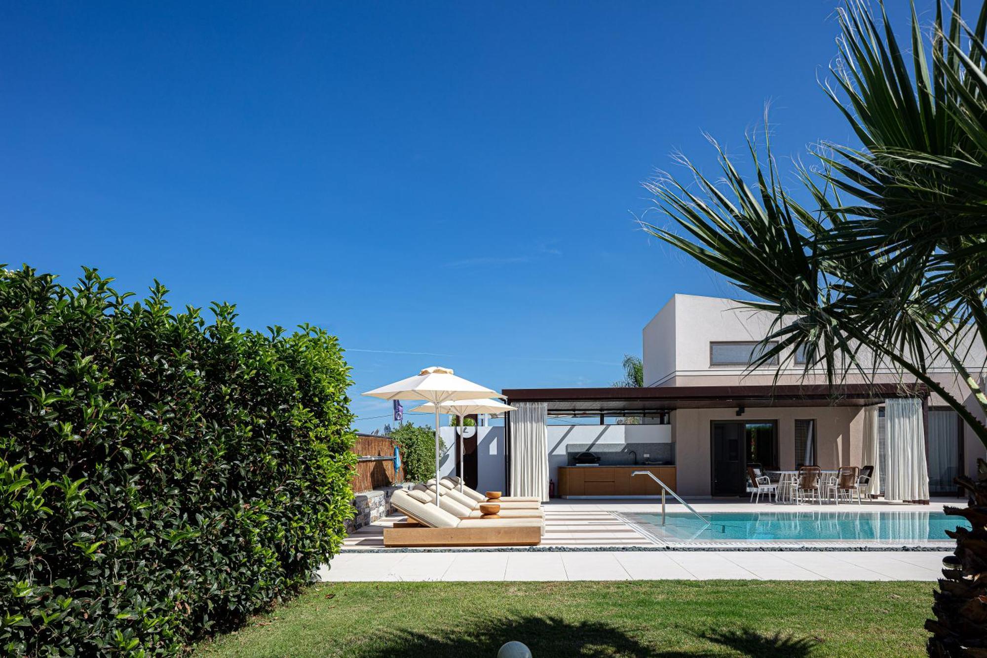 Terrazzo Luxury Villas Pigianos Kampos  Bagian luar foto