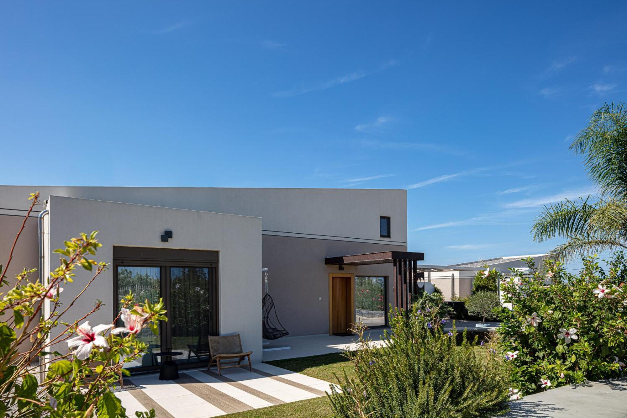 Terrazzo Luxury Villas Pigianos Kampos  Bagian luar foto