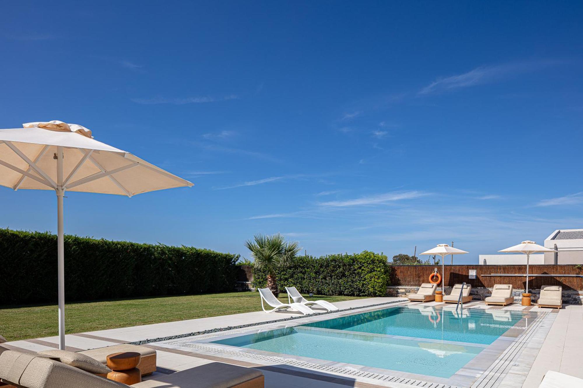 Terrazzo Luxury Villas Pigianos Kampos  Bagian luar foto