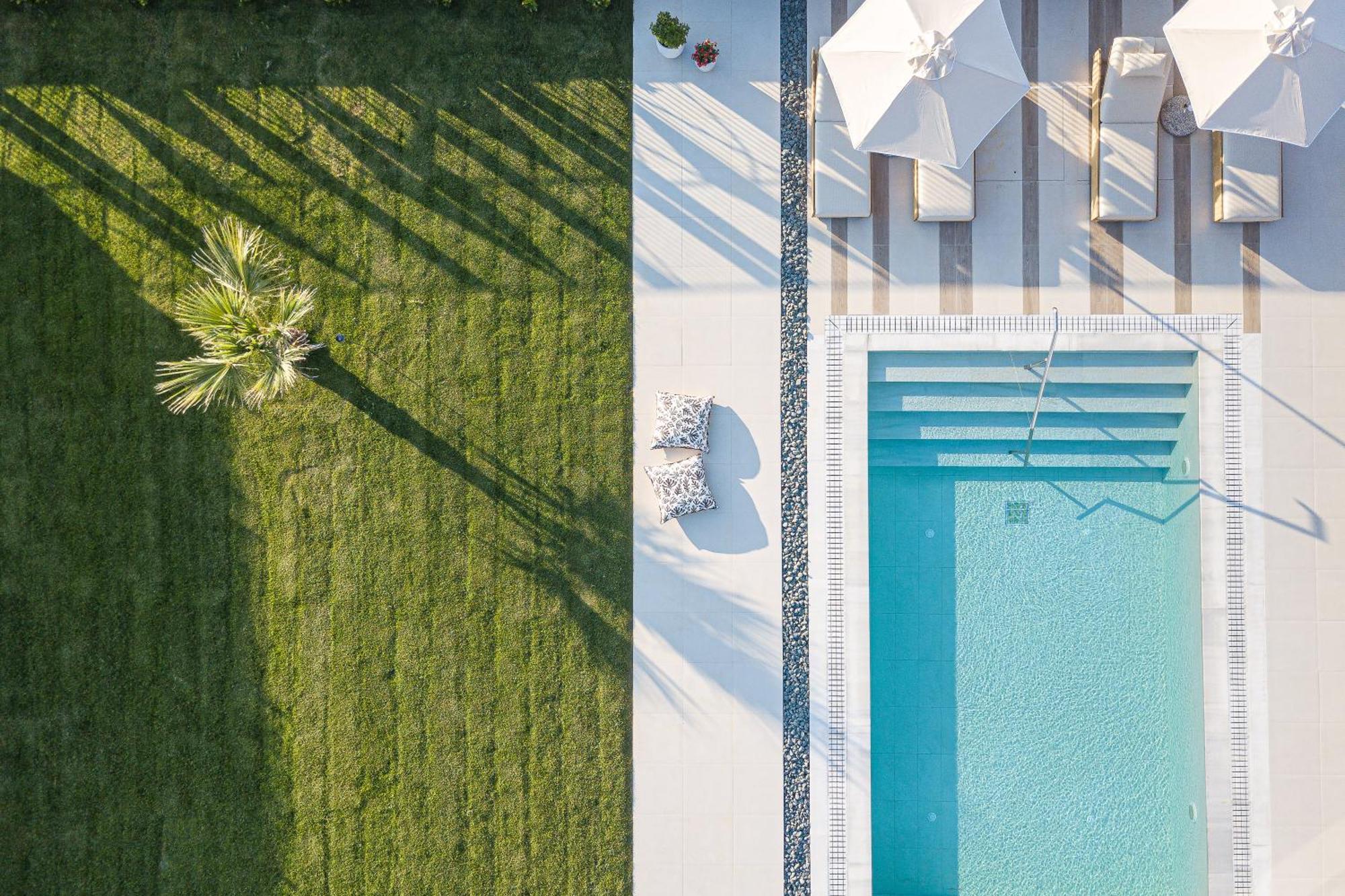 Terrazzo Luxury Villas Pigianos Kampos  Bagian luar foto